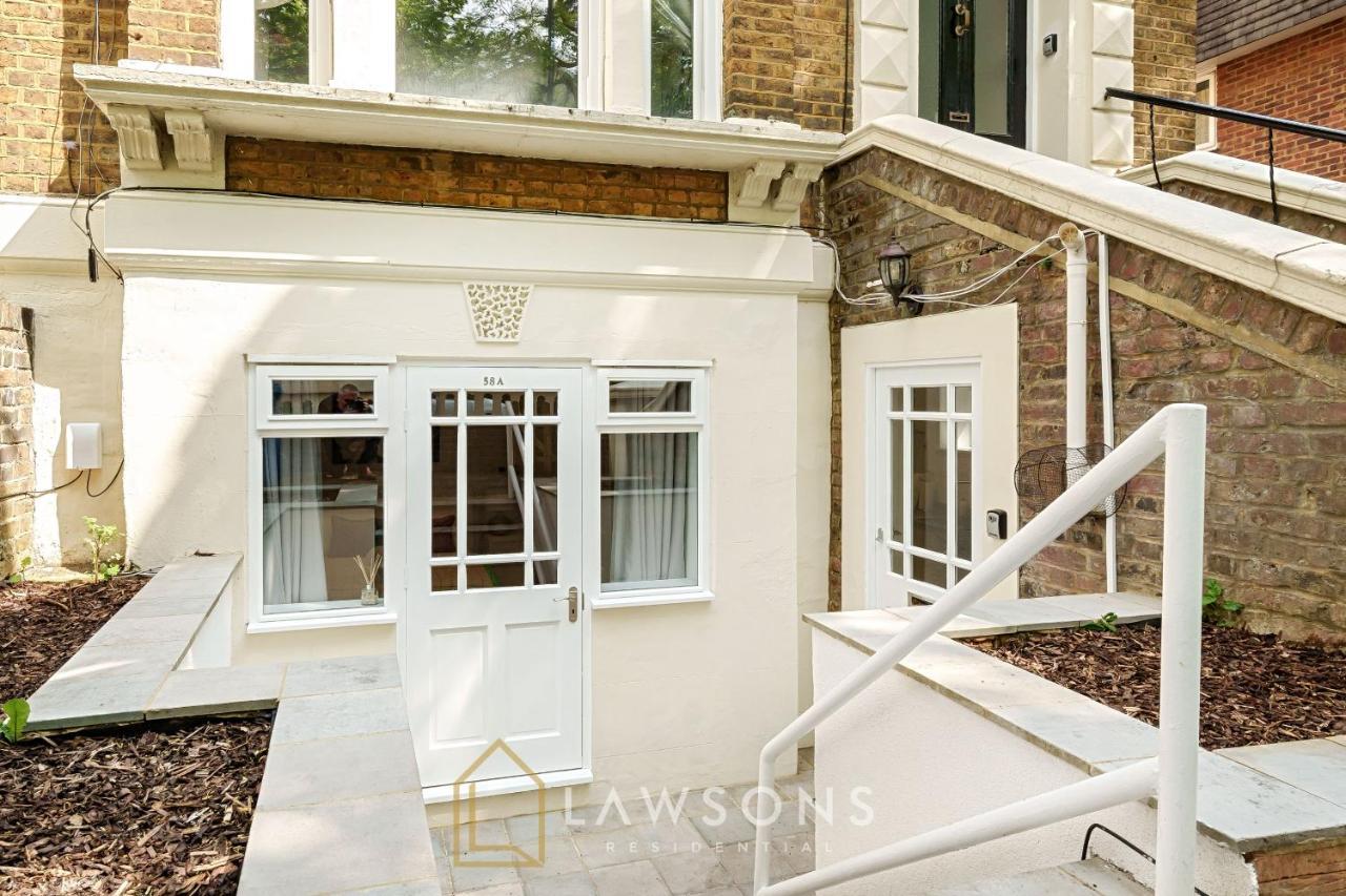 Stylish Living By Lawsons - 3 En Suites Windsor Exterior foto